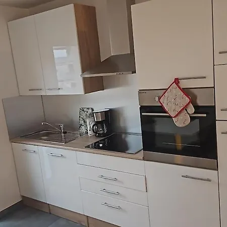 Apartment Bright Apartment, Private Parking *